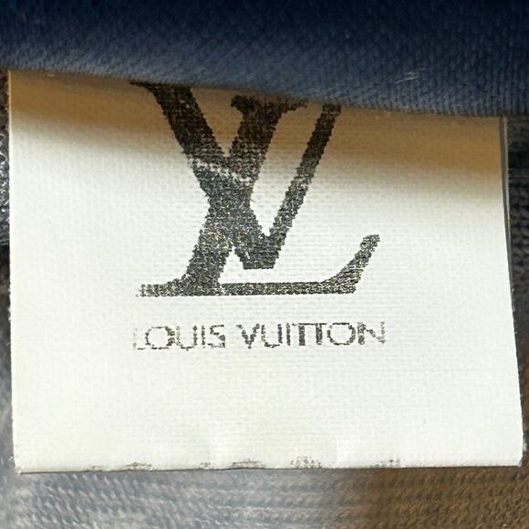 Louis Vuitton Gray Raised Fleece Monogram Men's Crew Neck T-shirt Size XL - Picture 8 of 10